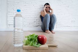 Nuovi disturbi alimentari: sintomi e significato