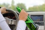 Alcol alla guida, cosa si rischia