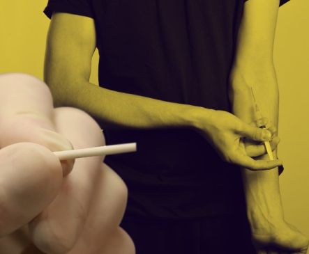 CNR: raddoppia l'uso di eroina tra i quindicenni