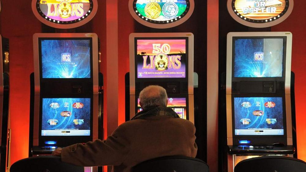 Dipendenza da slot machine, cinquanta nuovi casi ogni anno a Mestre