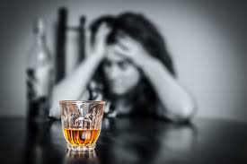 Alcol e malattie reumatiche: meglio bere con moderazione
