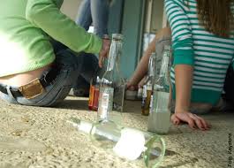 Adolescenti e alcol.. Proibire serve davvero?