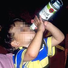 Journal of Studies on Alcohol and Drugs: assaggiare alcol già da piccoli aumenta le probabilità di bere in adolescenza