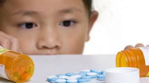 Antidepressivi ai bambini: controproducenti e rischiosi