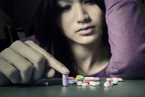 Adolescenti e droghe sintetiche: come proteggere i propri figli