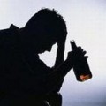 Abuso di alcol: danni al cervello e fegato, rischio tumori