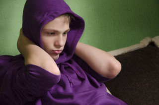 Adolescenti sempre più ansiosi: quali le cause e i possibili rimedi