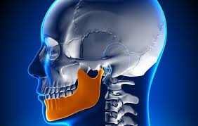 Tumore alla mandibola: alcol, fumo e altri fattori di rischio