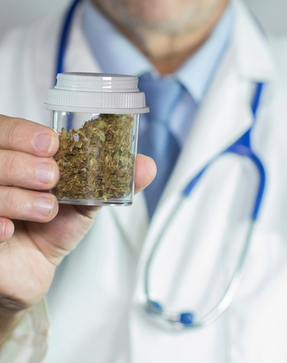 Consumo cannabis, serve maggiore consapevolezza dei medici per affrontare consumo crescente