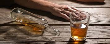 Alcolismo cronico: i segnali da non sottovalutare