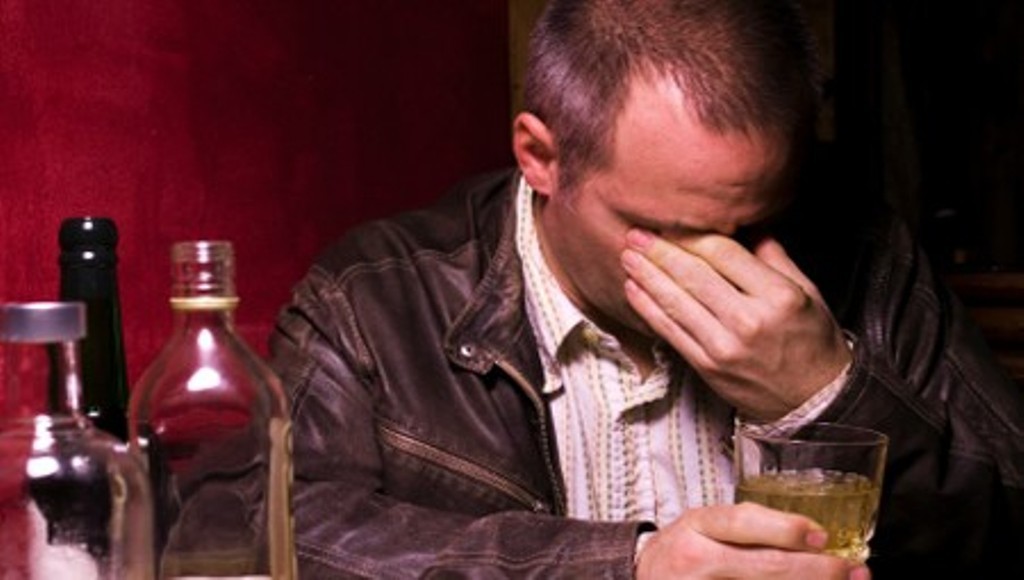 Alcolismo e comorbilità psichiatrica: studio sull'efficacia del GHB