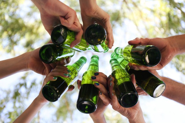 Nature Communications: alcol e salute, le segnalazioni errate alterano i risultati degli studi 