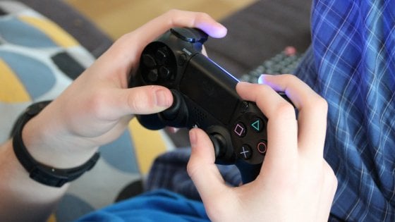 Dipendenza da videogiochi: clinica inglese ha trattato più di 300 casi