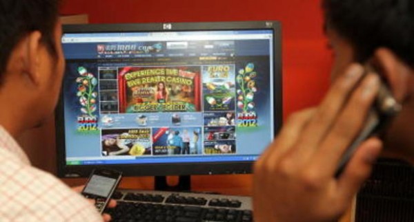 Adolescenti tra cyberbullismo e azzardo online: nuove piaghe sociali