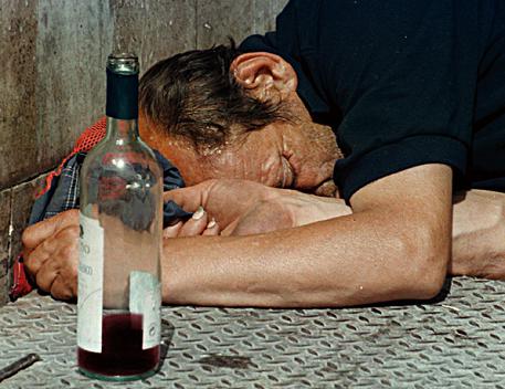 Molise, report Istat: in regione si beve troppo