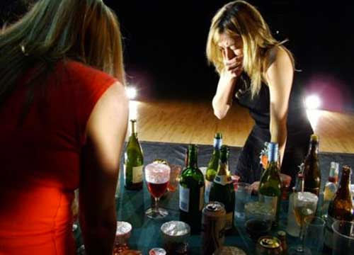 Consumo di alcol: studio sui disturbi da alcol scopre i 5 profili del bevitore