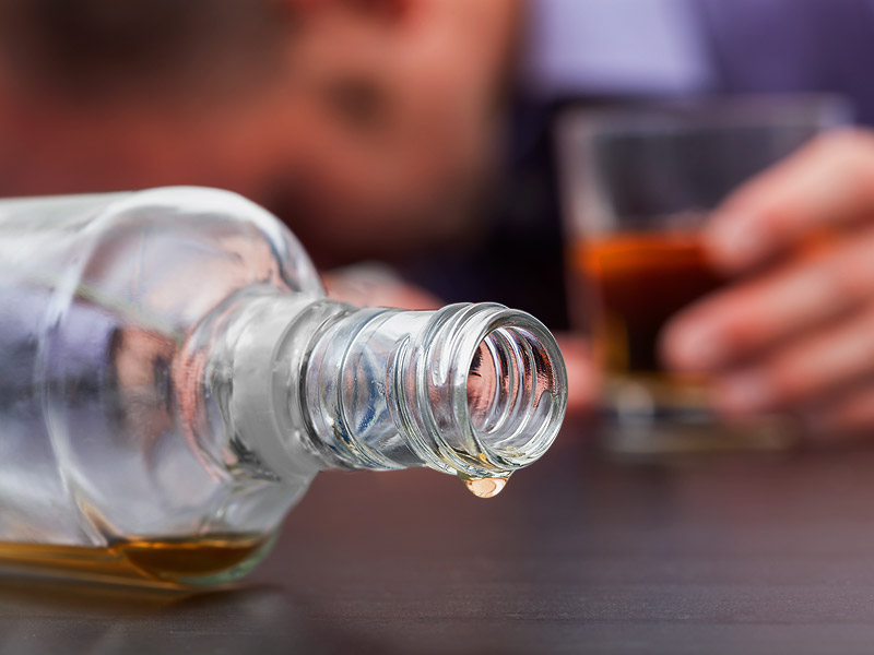 La dipendenza da alcol raccontata in una tesi: Il sapore amaro del malto