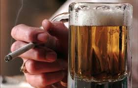 Alcol e marijuana a confronto