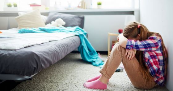 Depressione: non date gli antidepressivi agli adolescenti