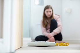 Pandemia e disturbi del comportamento alimentare tra gli adolescenti: allerta anoressia nervosa